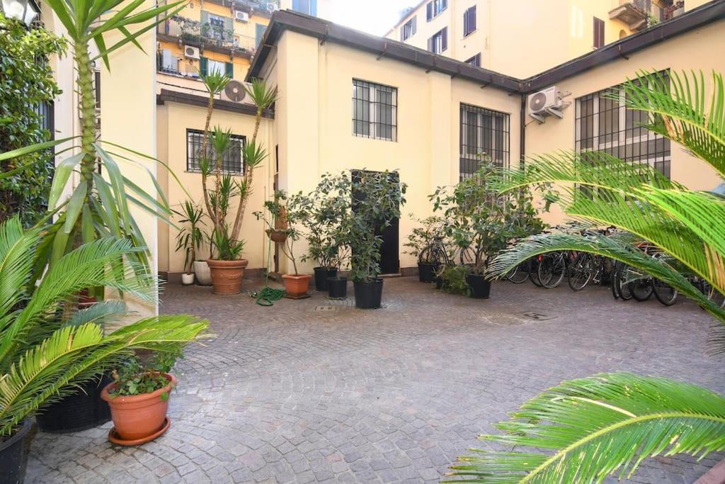 Porta Genova Bilocale Di Charme Apartment Милано Екстериор снимка